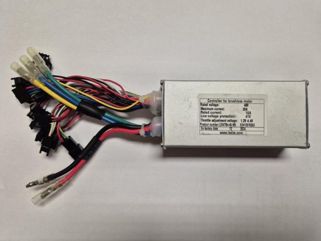 Controlador 48V display integrado